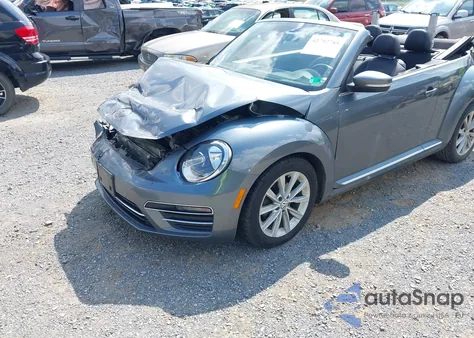 2018 Volkswagen Beetle 2.0T Coast/2.0T S/2.0T Se z USA, uszkodzony, nr VIN 3VW5DAATXJM516516